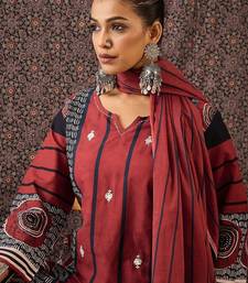 Women Printed Regular Thread Work Pure Cotton Kurta with Trousers & With Dupatta