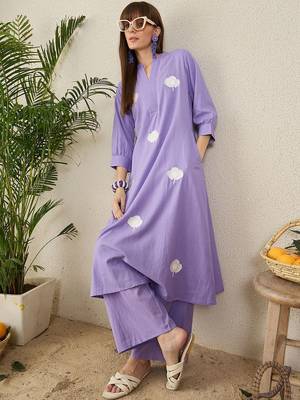 Women Floral Embroidered A-Line Kurta with Palazzos 3