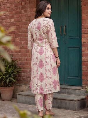 Women Floral Printed Regular Pure Cotton Kurta with Trousers 4