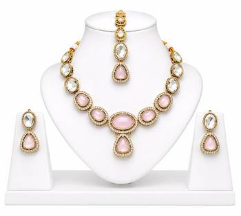 kundan baby pink mehendi polish necklace set with earrings and maang tikka for bridal wedding jewelry 4