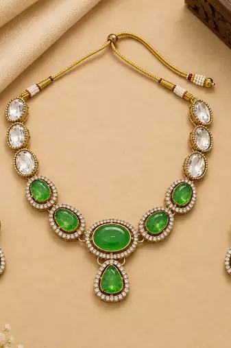 kundan mint green mehendi polish necklace set with earrings and maang tikka for bridal wedding jewelry