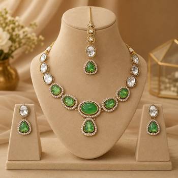 kundan mint green mehendi polish necklace set with earrings and maang tikka for bridal wedding jewelry 3