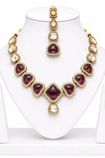 kundan wine color mehendi polish necklace set with earrings and maang tikka for bridal wedding jewelry