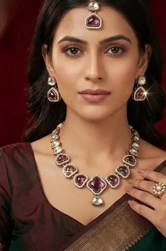 kundan wine color mehendi polish necklace set with earrings and maang tikka for bridal wedding jewelry
