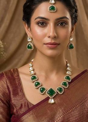 kundan green mehendi polish necklace set with earrings and maang tikka for bridal wedding jewelry 2