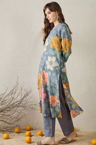 Women Grey Floral Printed Regular Pure Cotton Straight Kurta with Trousers