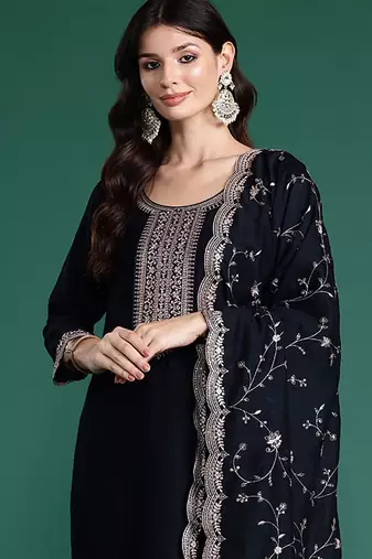 Ethnic Motifs Embroidered Regular Sequinned Kurta with Trousers & Dupatta
