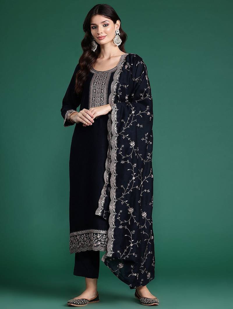 Ethnic Motifs Embroidered Regular Sequinned Kurta with Trousers & Dupatta