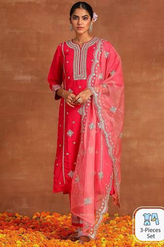 Ethnic Motifs Embroidered Regular Thread Work Kurta With Trousers & With Dupatta