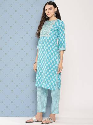 Women Floral Printed Regular Sequinned Pure Cotton Kurta with Trousers & Dupatta 5
