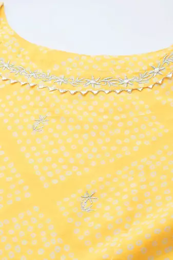 Women Yellow Printed Gotta Patti Kurta with Trousers