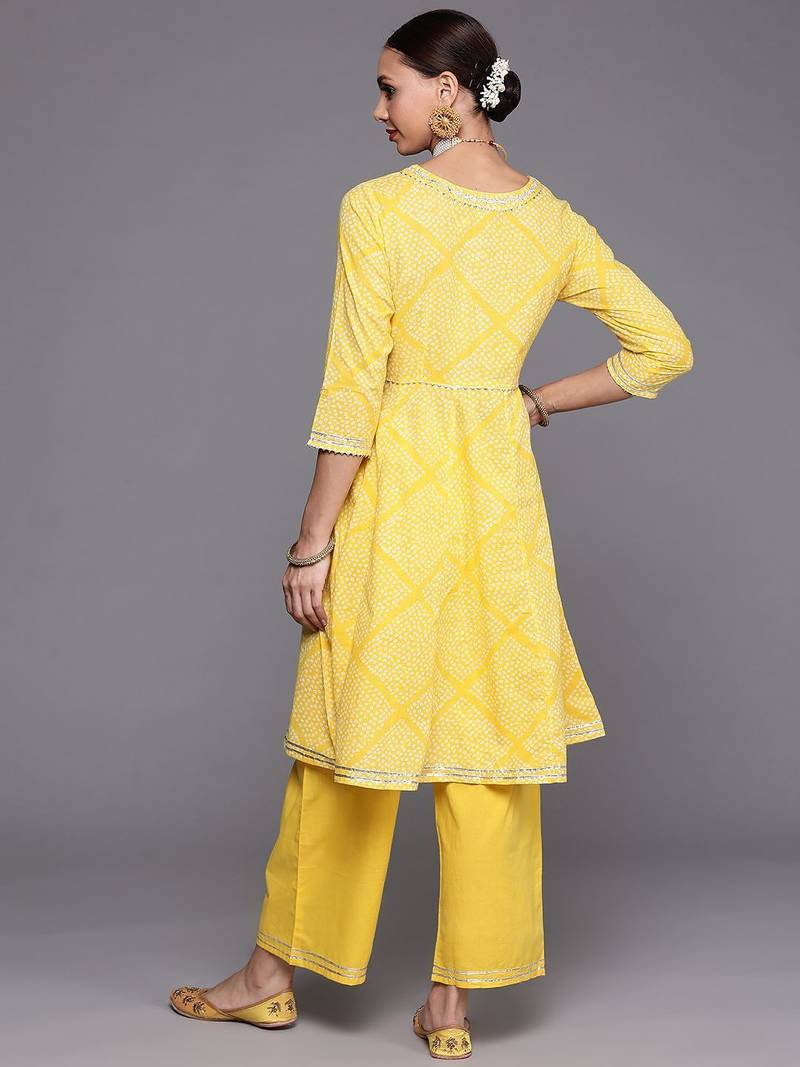 Women Yellow Printed Gotta Patti Kurta with Trousers