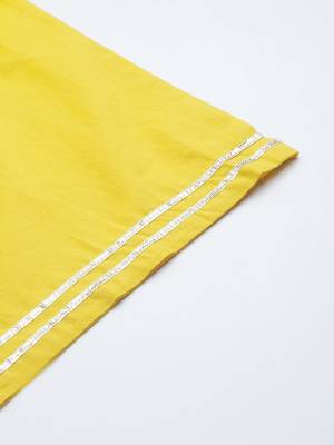 Women Yellow Printed Gotta Patti Kurta with Trousers 7