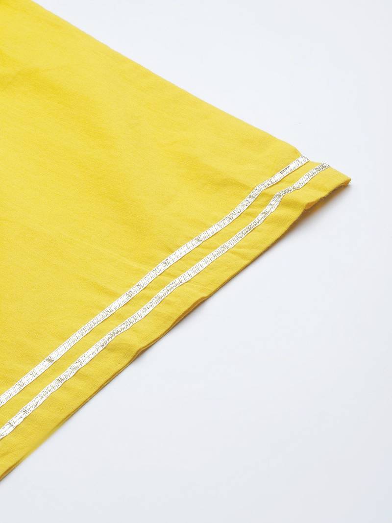 Women Yellow Printed Gotta Patti Kurta with Trousers