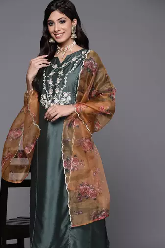 Women Green Ethnic Motifs Embroidered Kurta with Trousers & With Dupatta