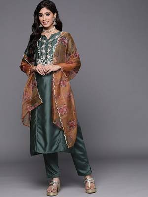 Women Green Ethnic Motifs Embroidered Kurta with Trousers & With Dupatta 5