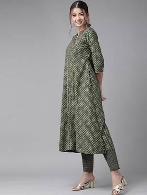 Women Green Ethnic Motifs Printed Pleated Gotta Patti Kurta with Palazzos & With Dupatta 5