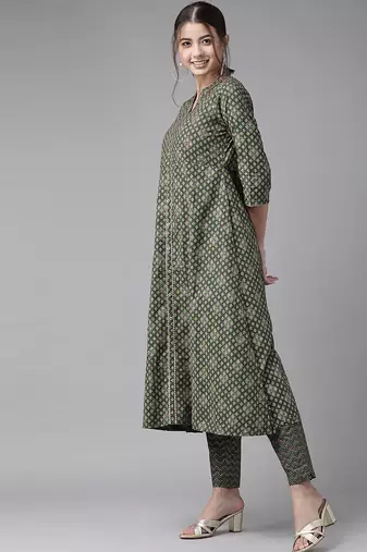 Women Green Ethnic Motifs Printed Pleated Gotta Patti Kurta with Palazzos & With Dupatta