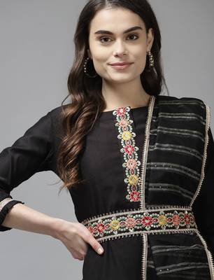 Women Black Liva Sequin Detail Kurta with Trousers & Dupatta 2