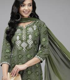 Women Green & White Bandhani Print Gotta Patti Kurta with Sharara & With Dupatta