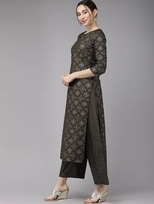 Women Black Printed Kurta with Palazzos & Dupatta 5