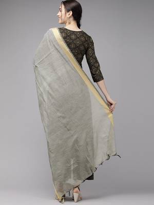 Women Black Printed Kurta with Palazzos & Dupatta 6