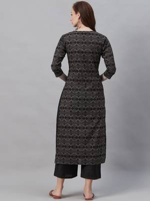 Women Black & Grey Printed Kurta with Palazzos 5