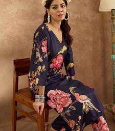 Women Floral Printed Regular Kurta with Trousers