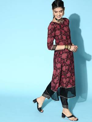 Cotton Blend Romantic Florals Kurta Set 3