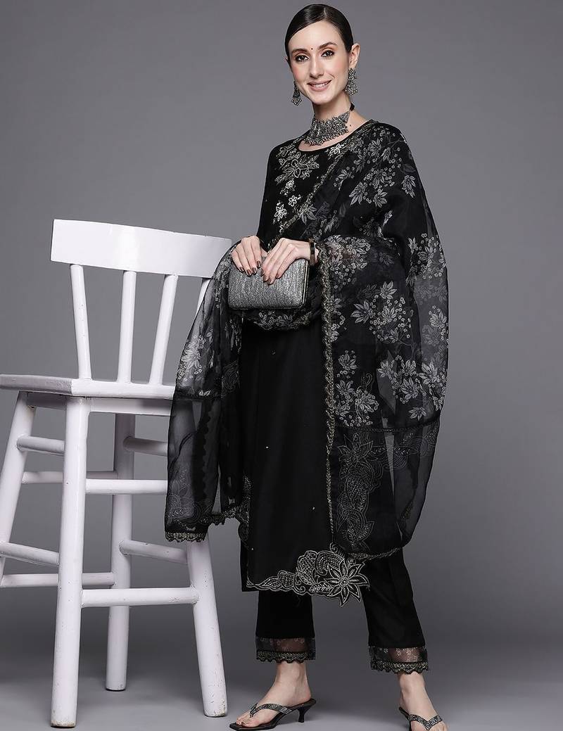 Women Black Floral Embroidered Beads Kurta with Trousers & Dupatta