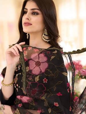 Floral Embroidered Regular Thread Work Kurta With Trousers & Dupatta 5