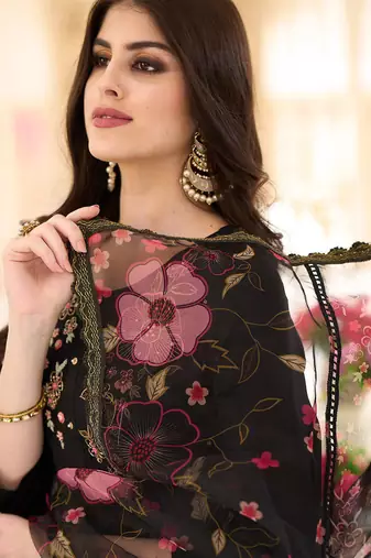 Floral Embroidered Regular Thread Work Kurta With Trousers & Dupatta