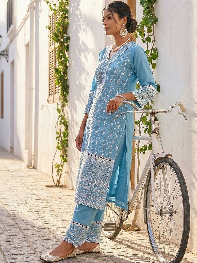 Women Ethnic Motifs Embroidered Regular Thread Work Pure Cotton Kurta with Trousers & With Dupatta