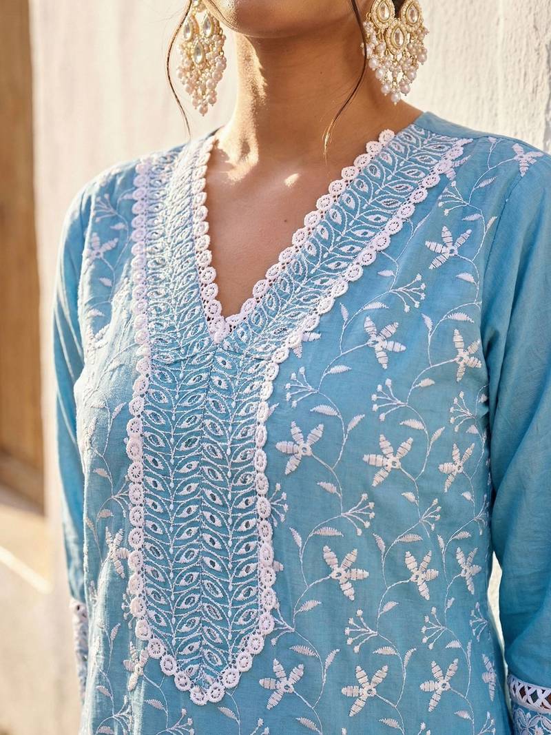 Women Ethnic Motifs Embroidered Regular Thread Work Pure Cotton Kurta with Trousers & With Dupatta