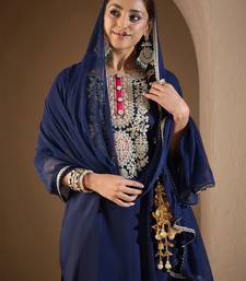 Women Ethnic Motifs Yoke Design Regular Kurta with Trousers & Dupatta
