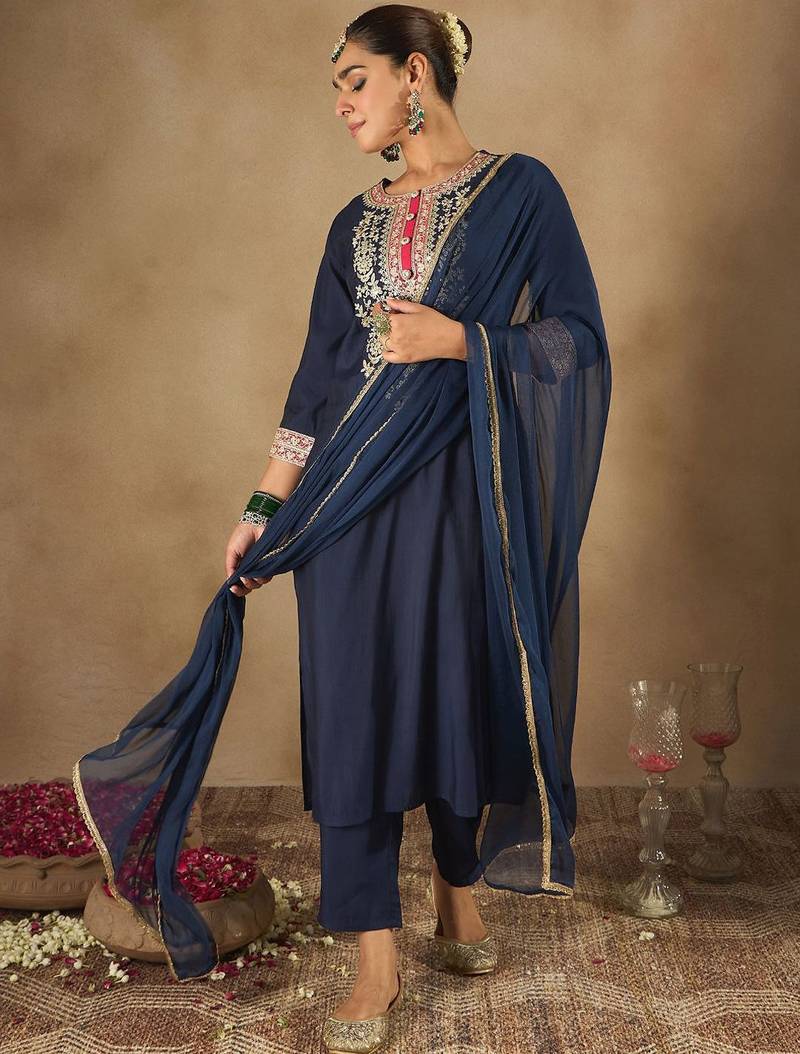 Women Ethnic Motifs Yoke Design Regular Kurta with Trousers & Dupatta