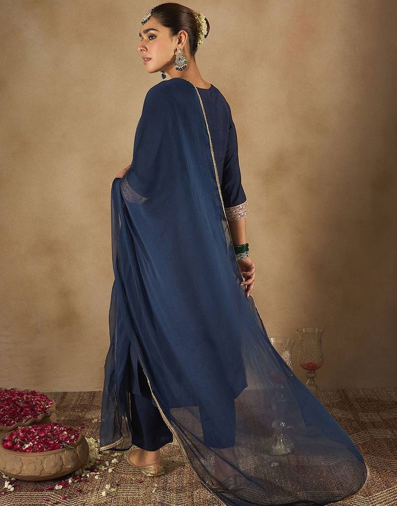 Women Ethnic Motifs Yoke Design Regular Kurta with Trousers & Dupatta