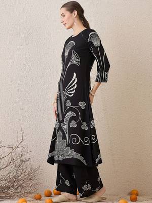 Women Floral Printed Regular Pure Cotton Kurta with Palazzos 4