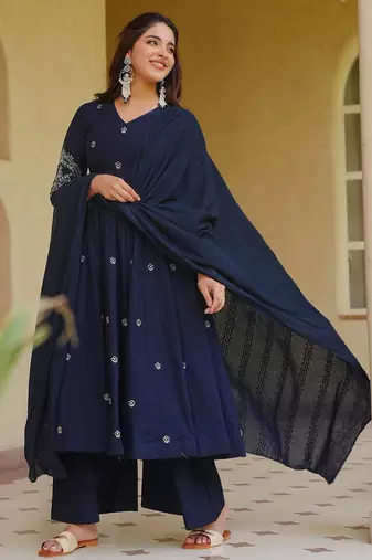 Neavy Blue Embroidery Work Silk Blend Salwar Suit