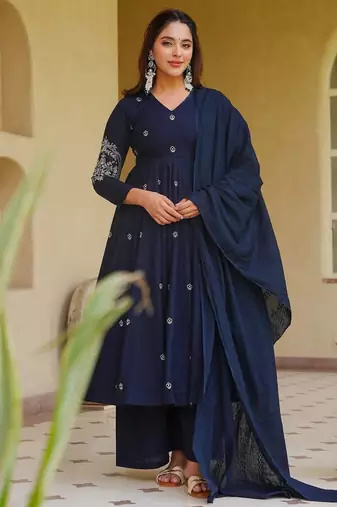Neavy Blue Embroidery Work Silk Blend Salwar Suit