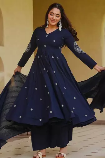 Neavy Blue Embroidery Work Silk Blend Salwar Suit