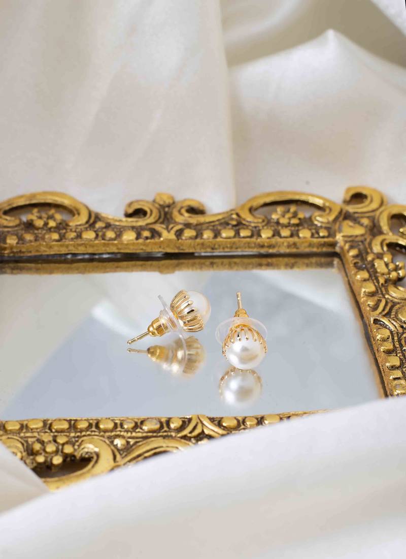 White Pearl Studs