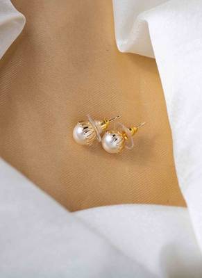 White Pearl Studs 1