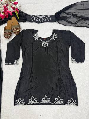 Black Embroidery And Moti work Silk Blend Salwar Suit 4
