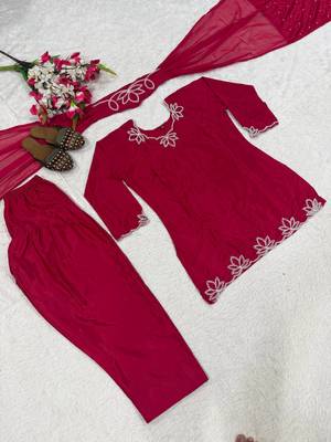 Rani pink Embroidery And Moti work Silk Blend Salwar Suit 4