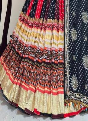 Black Color Mirror with Dori & Latkan Work Navratri Lahenga Choli Set 4