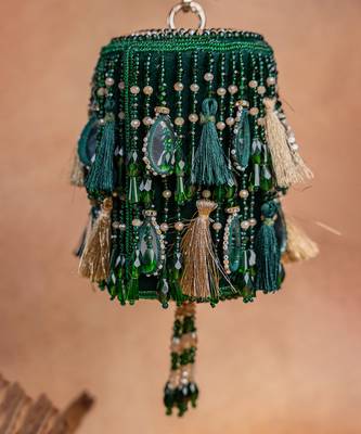 Emerald green embroidered velvet buket potli bag 2
