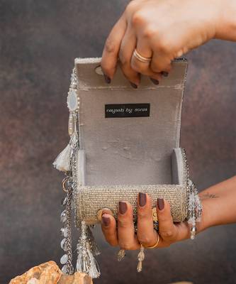 Silver embroidered velvet bucket potli bag 2