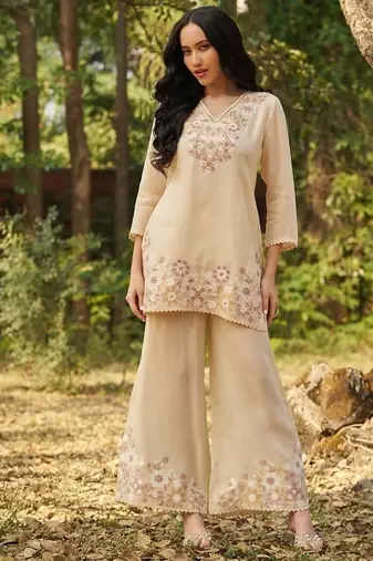 Biege embroidered viscose jacquard straight kurta set