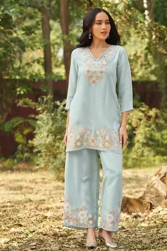 Blue embroidered viscose jacquard straight kurta set